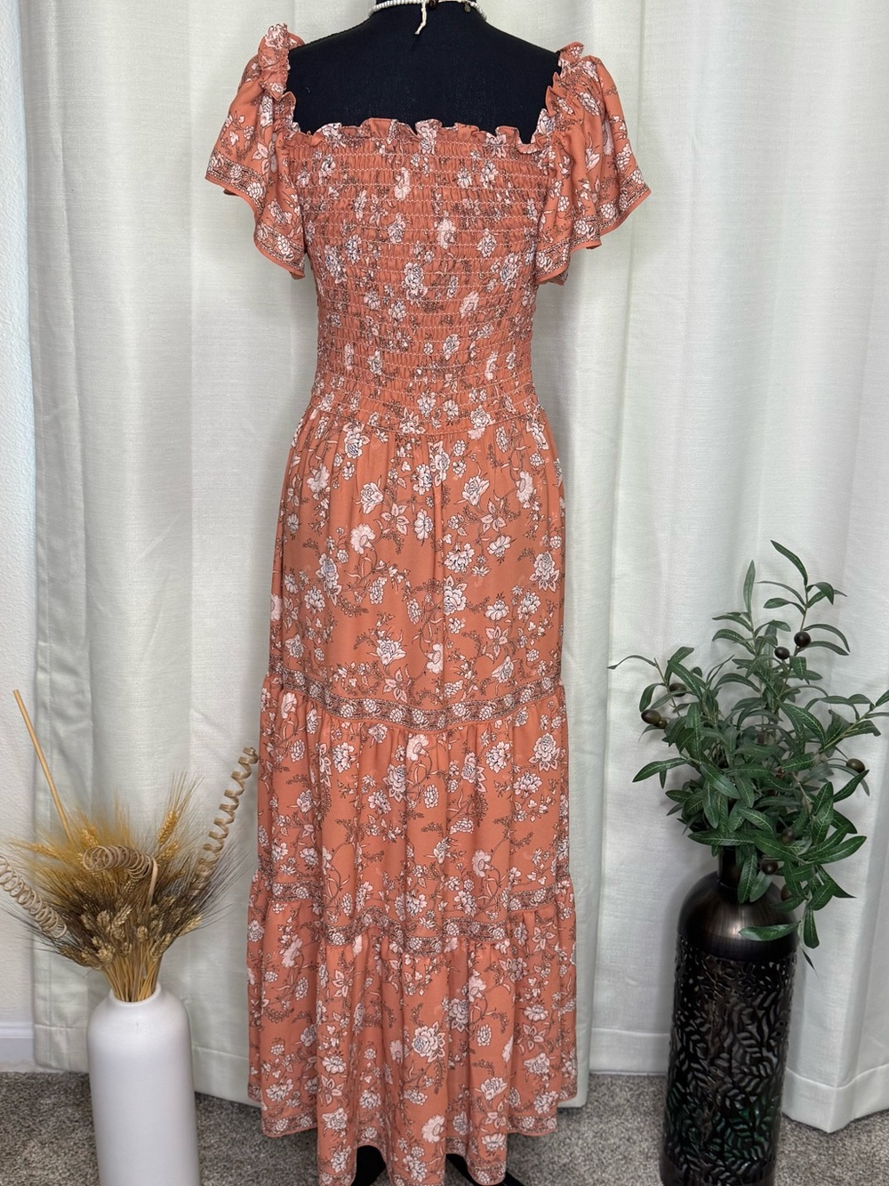 Max Studio Rust Floral Smocked Maxi Dress - Picture 4 of 10